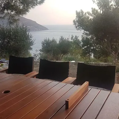 Castle Vigla Leros -pirgaki Villa