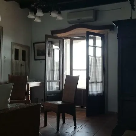 Castle Vigla Leros -pirgaki Villa