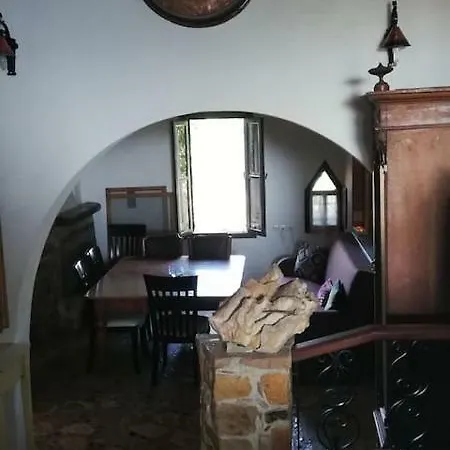 Vilă Castle Vigla Leros -pirgaki